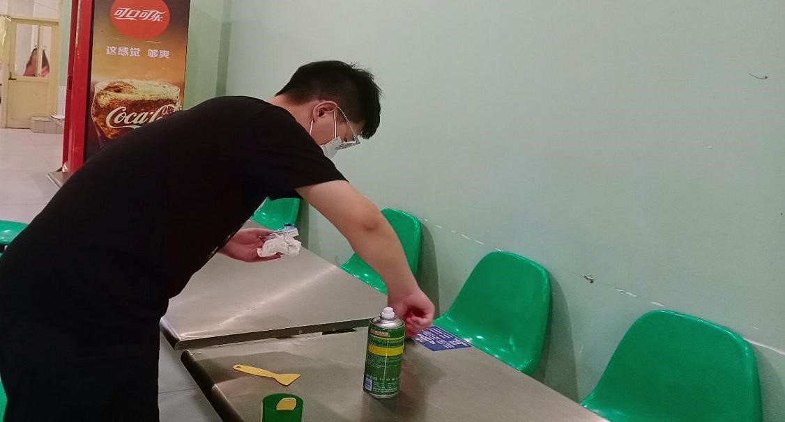 关于人工智能与大数据公司青年志愿者协会开展保持餐桌整洁，共创整洁环境活动主题